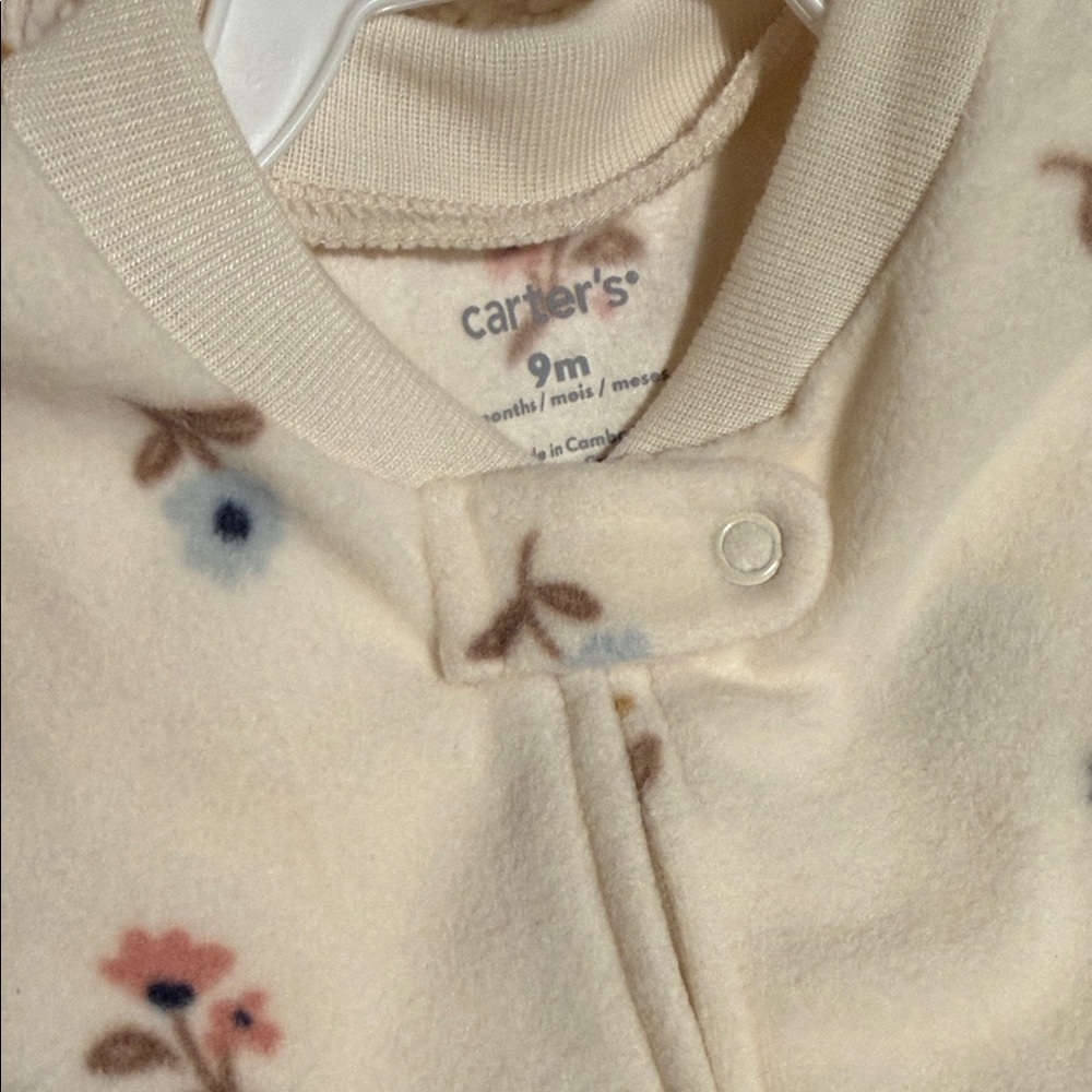 Carter's Cream Floral Baby Sleeper with Beautiful lavender Bunny. - Picture 4 of 4